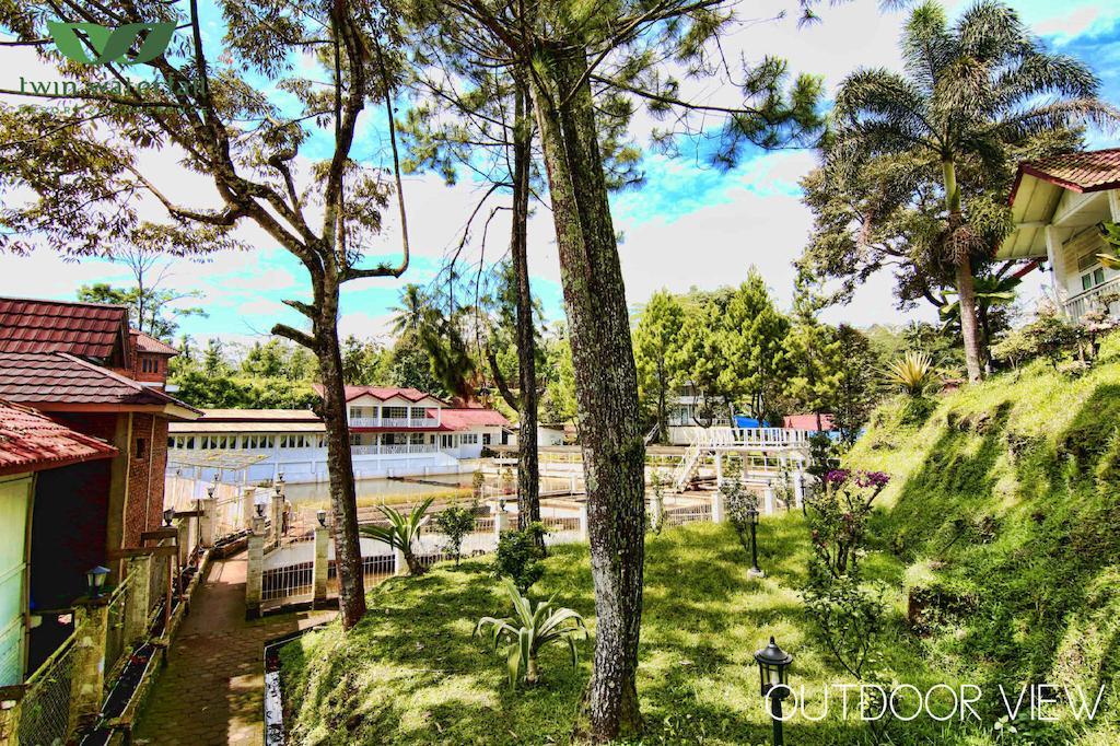 Marbella Twin Waterfall Resort Ciater Exterior photo